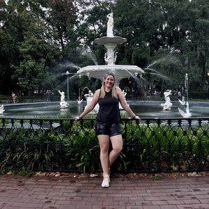 Meet your Posher, Dana